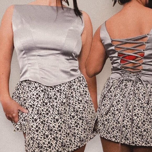 High neck regent y2k silver metalic steampunk style lace up victorian style top - Picture 1 of 7